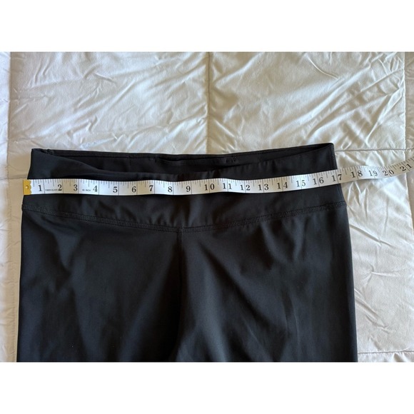 NIKE Size [XL] Women TIGHT FIT HIGH RISE Yoga 7/8 Leggings-Black, Swoosh Pocket - Picture 5 of 11